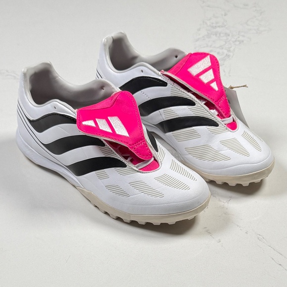 Adidas Predator Precision.3 TF Artificial Turf Shoes - NWT Womens 7.5 #48546-CL2 - Picture 2 of 6